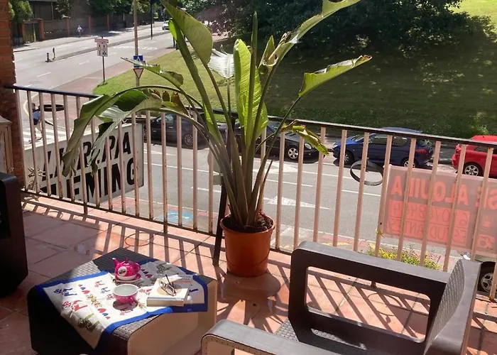 Precioso Luminoso Con Terraza 오비에도